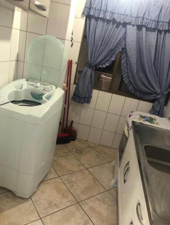  Apartamento há 30 metros da praia Santa Catarina