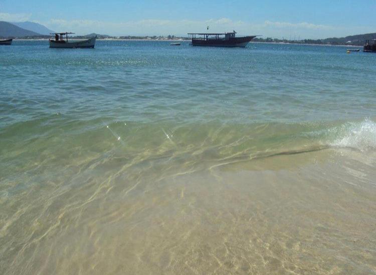  Apartamento há 30 metros da praia Santa Catarina