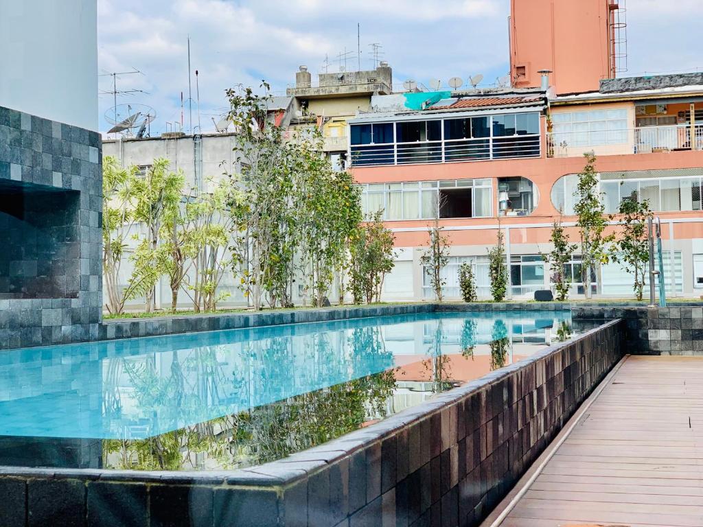  Augusta Elegance Pool New