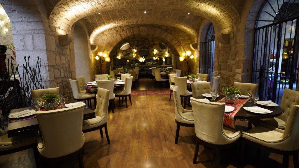 Restaurace v ubytování Hotel De La Soledad