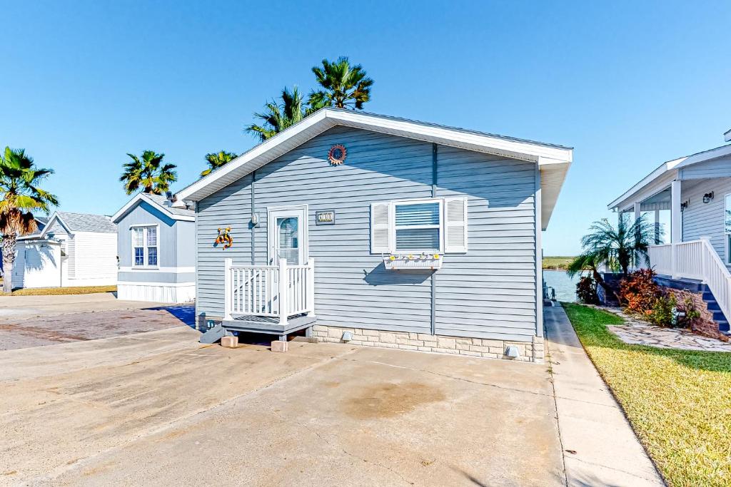 Long Island Village Unit 638 Sand Dollar Drive, Port Isabel (updated