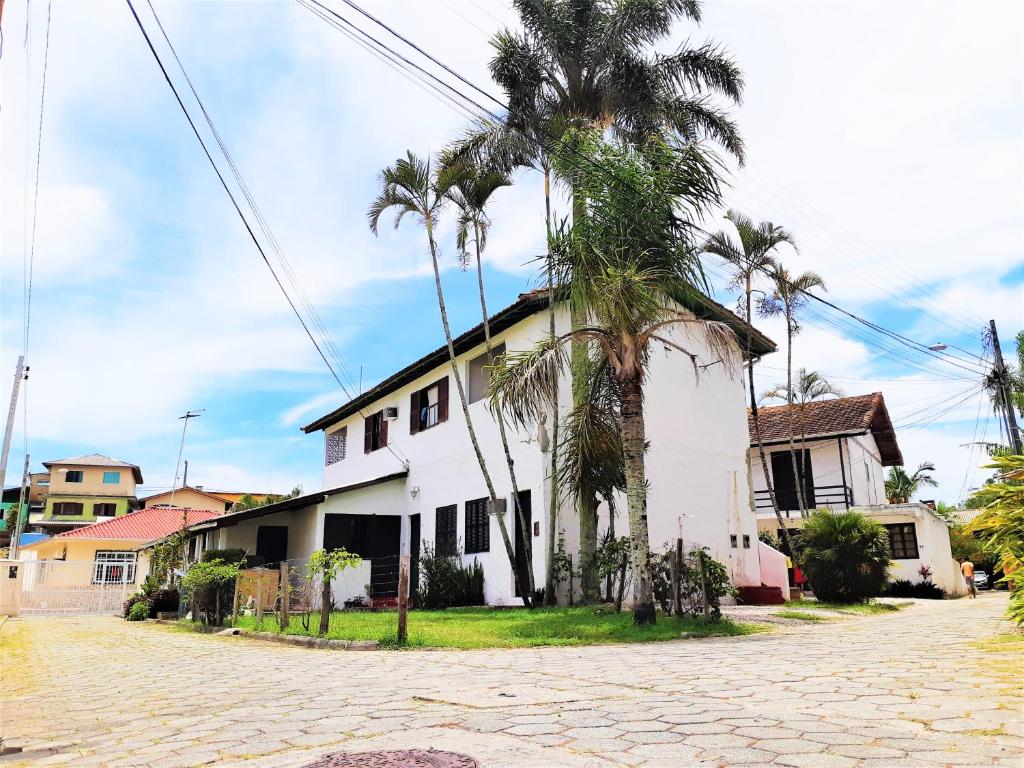 Residencial Las Flores