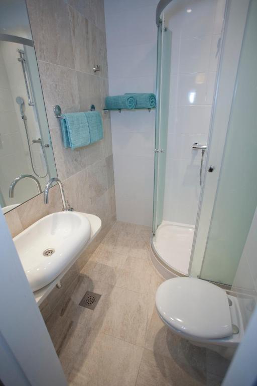 Villa Makarana Apartments - Comfort Studio Apartment With Balcony (2 Adults)