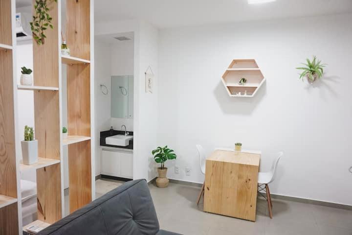  Apartamento Inteiro Santo Amaro 1 dorm.