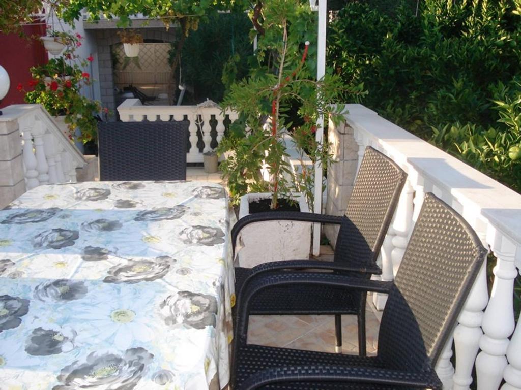 Fotografia z galérie ubytovania Romantic Apartment With Sea View Vinisce, Dalmatia v destinácii Vinišće