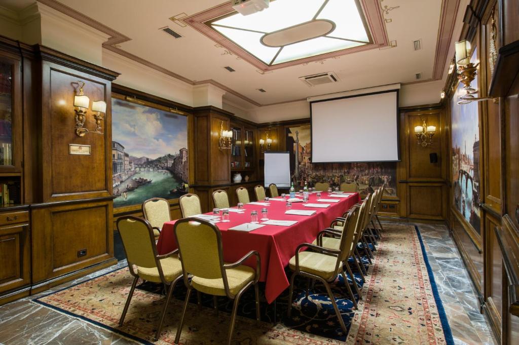 Konferenčné priestory v ubytovaní Adler Cavalieri Hotel-Private Spa & Gym