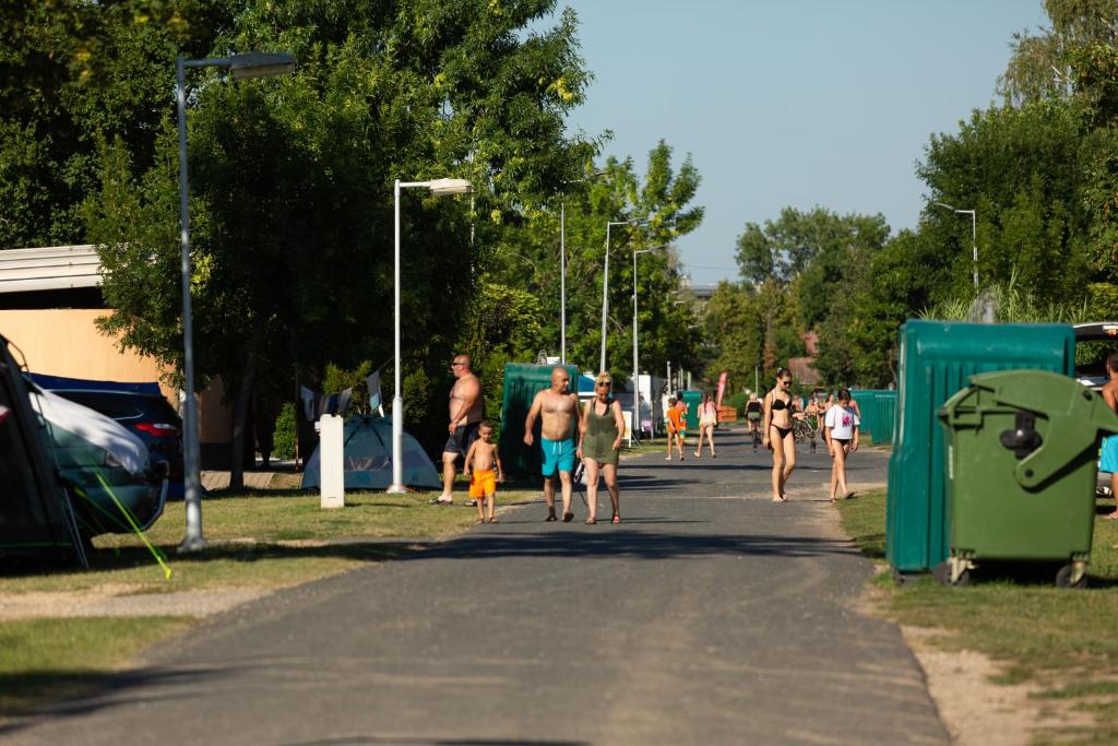 Hosté ubytování Aranypart Camping & Apartments