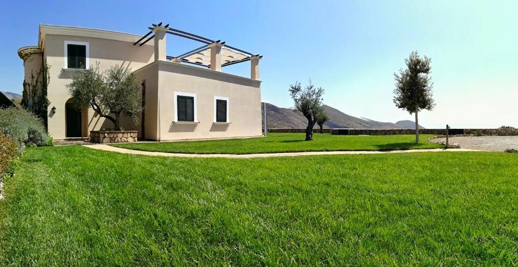 Ogród w obiekcie Collina Degli Ulivi B&B