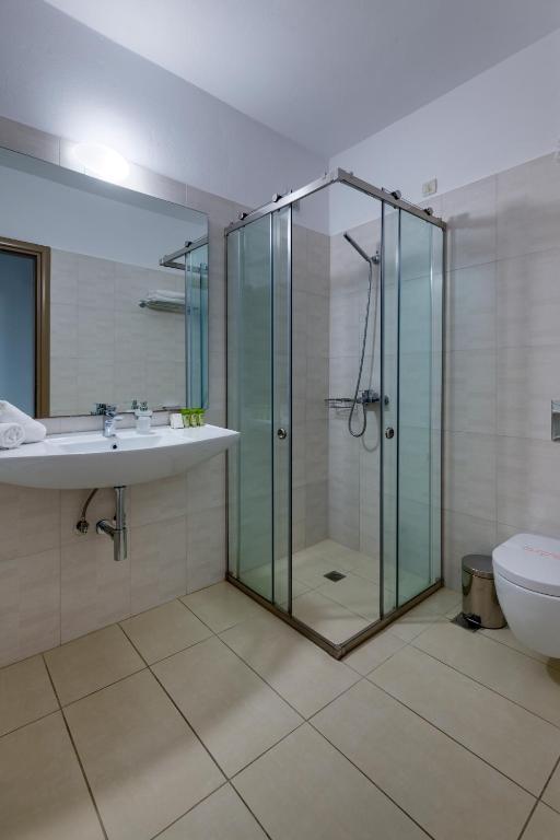 Lithos by Spyros & Flora - 17