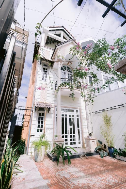 Đà Lạt Sả 141 - Lemongrass house