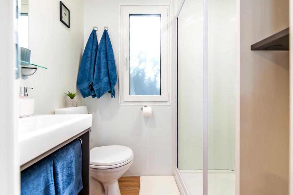 Kúpeľňa v ubytovaní FantaSea Mobile Home Porton Biondi
