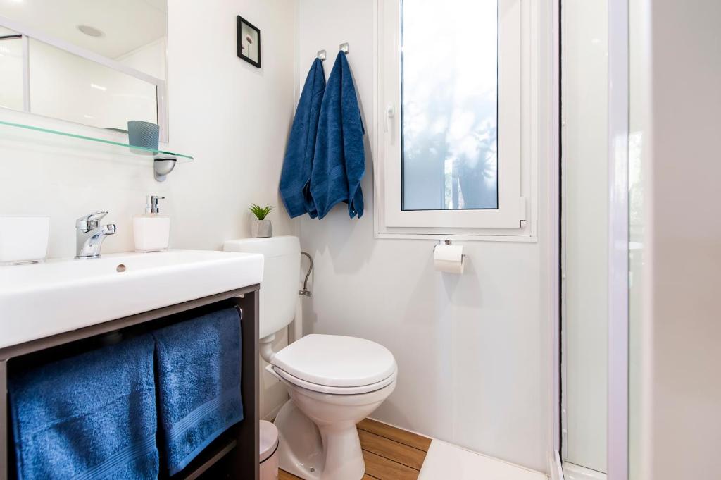 Kúpeľňa v ubytovaní FantaSea Mobile Home Porton Biondi