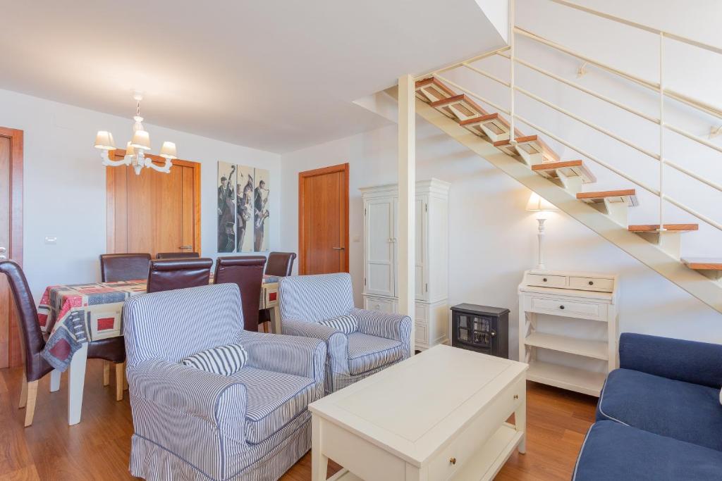 Część wypoczynkowa w obiekcie Apartamentos Sierra Nevada Prime Bluettravel