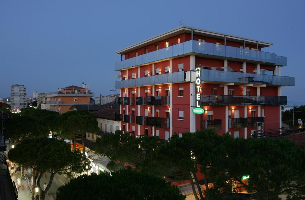 The building in which a szállodákat is located
