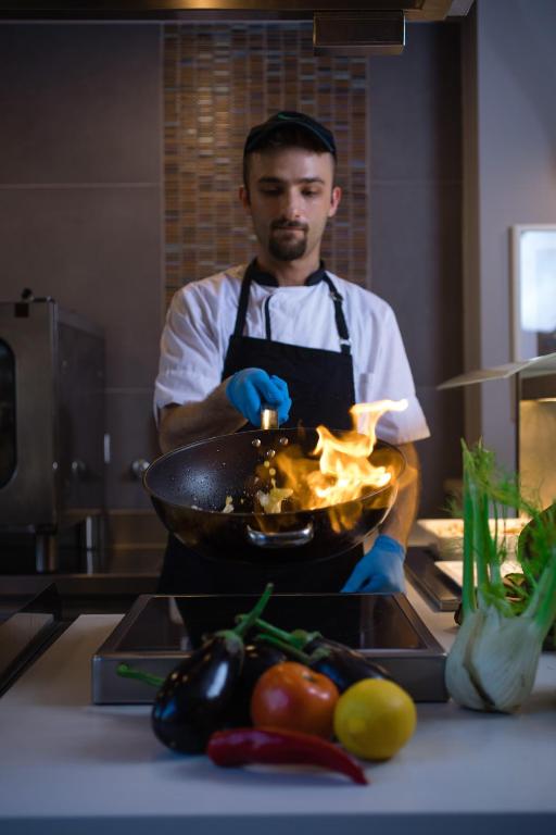 Jídlo v hotelu nebo okolí
