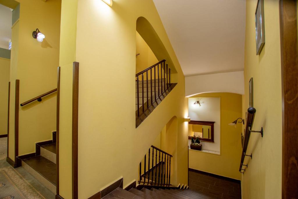 Kuchyň nebo kuchyňský kout v ubytování Hotel Giovanni Giacomo