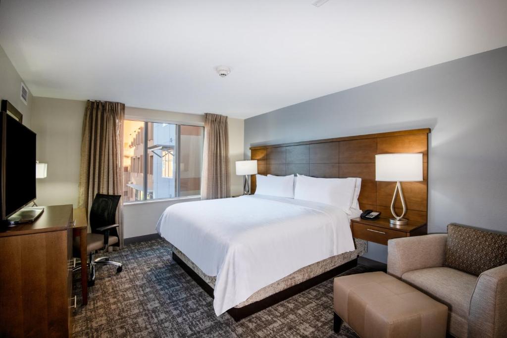 Staybridge Suites - Scottsdale - Talking Stick by IHG photo