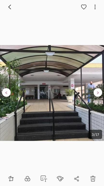  Apartamento mobiliado prédio frente ao mar