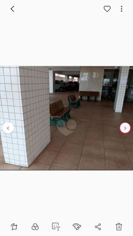 Apartamento mobiliado prédio frente ao mar