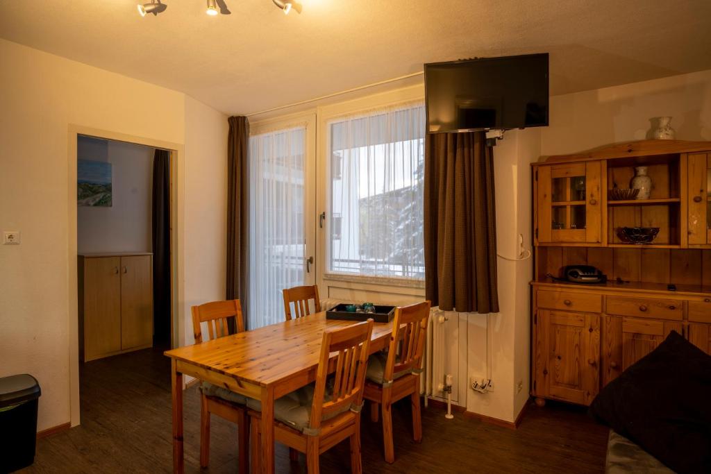 Kuchyňa alebo kuchynka v ubytovaní Alex Kaprun Apartment