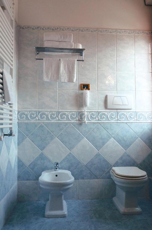 Koupelna v ubytování Hotel Geo