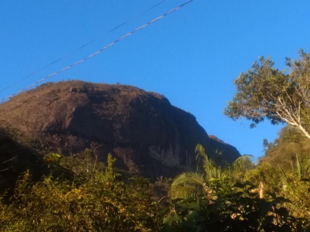  Granja são Gabriel casa Monara vista linda para pedra Riscada!