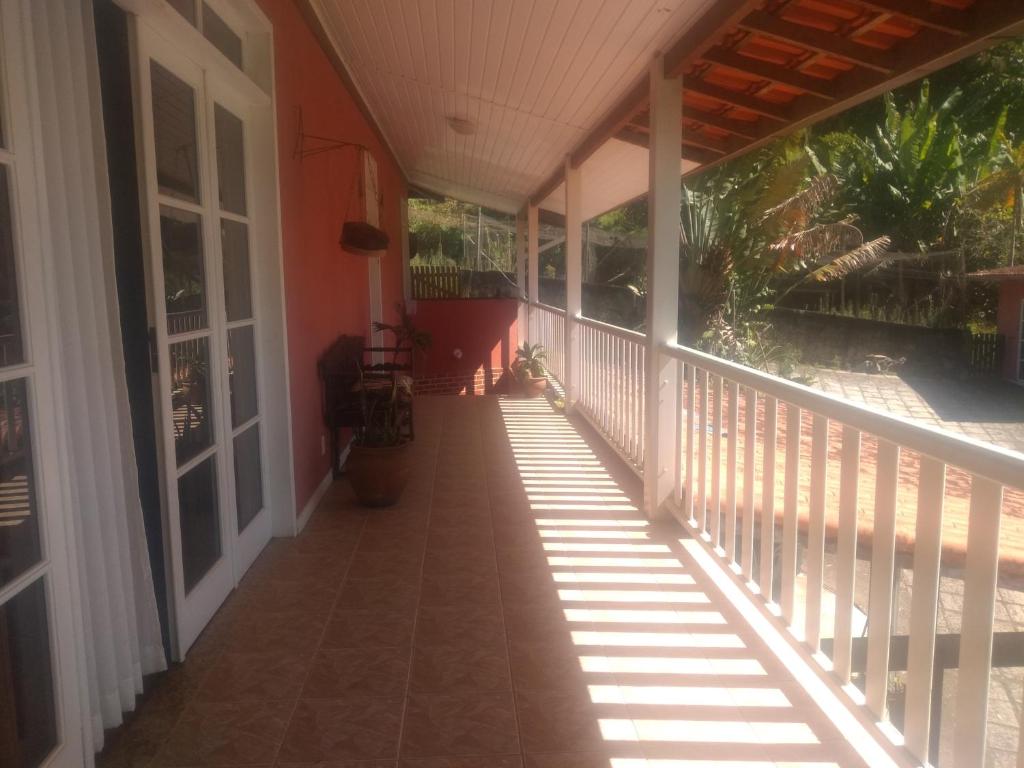 Granja são Gabriel casa Monara vista linda para pedra Riscada!