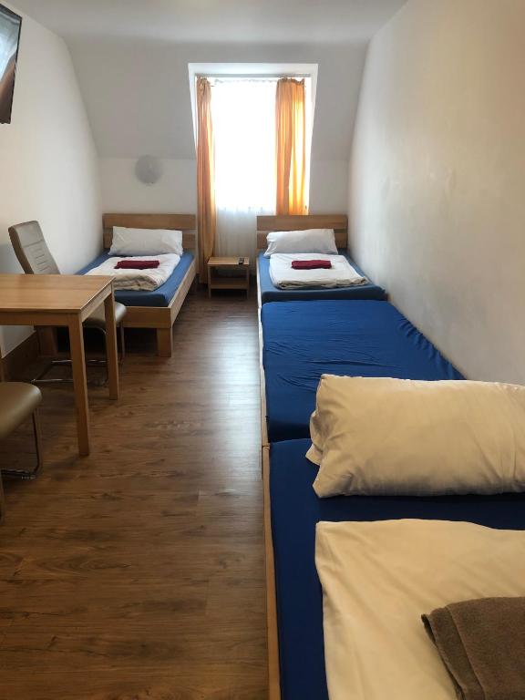 Hotel Pension Schmellergarten - Camera Quadrupla