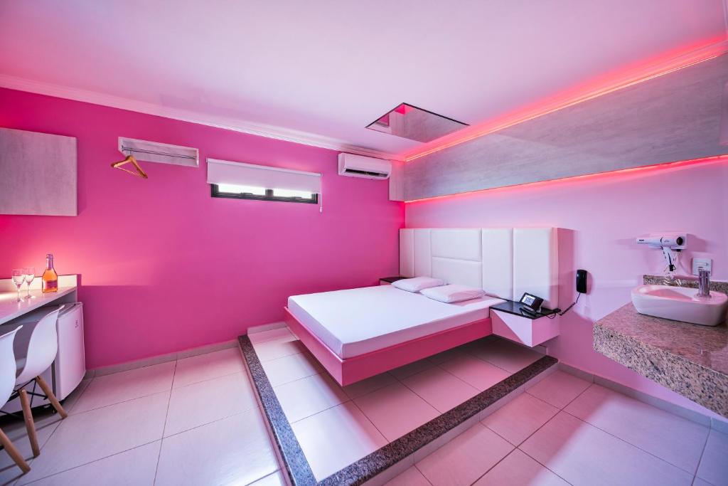 Postel nebo postele na pokoji v ubytování Savanas Motel