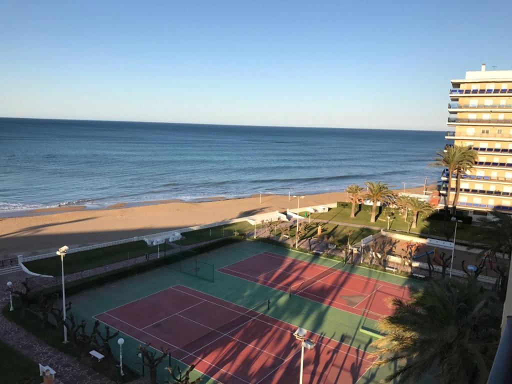 Ático en primerísima linea de playa!!!, Denia – Updated 2023 ...