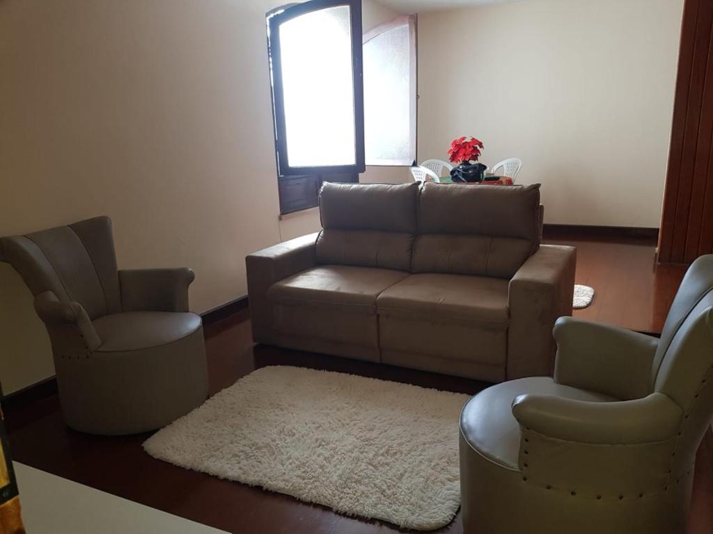  Excelente apartamento no Reduto.