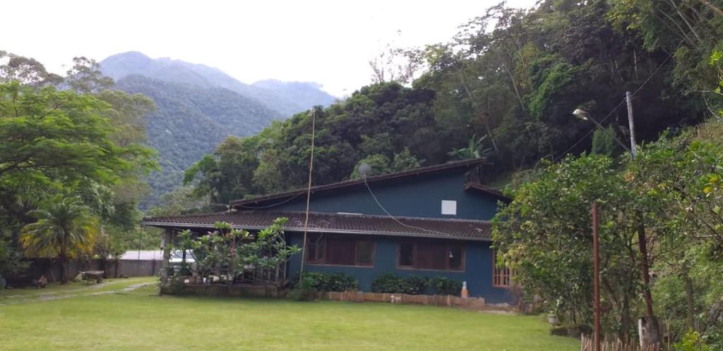  CASA DE CAMPO PISCINA NA SERRA FRIBURGO TEM 4 QUARTOS PROXIMO A MURI CACHOEIRAS PARQUE ESTADUAL 3 PICOs