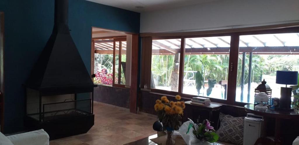  CASA DE CAMPO PISCINA NA SERRA FRIBURGO TEM 4 QUARTOS PROXIMO A MURI CACHOEIRAS PARQUE ESTADUAL 3 PICOs