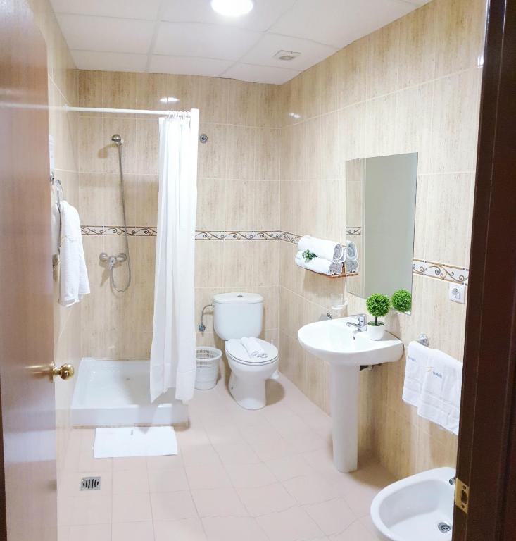 Hotel M5 Valencia Aeropuerto, Manises – Updated 2022 Prices