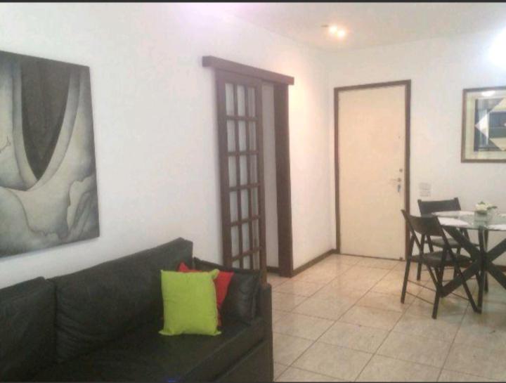  Apartamento temporada em frente a praia da Barra