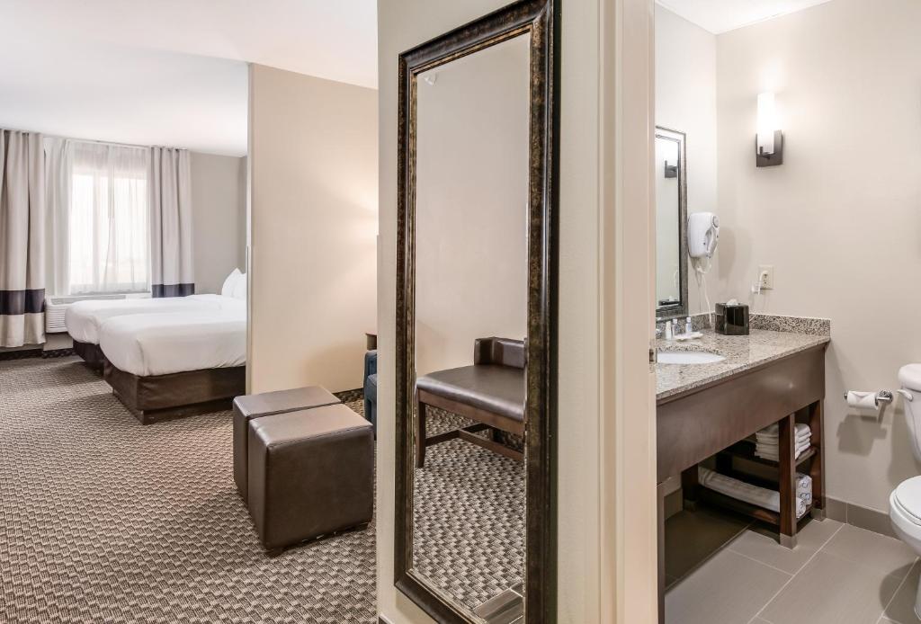 Comfort Suites Fort Stockton - Suite Con 2 Camas Grandes - No Fumadores