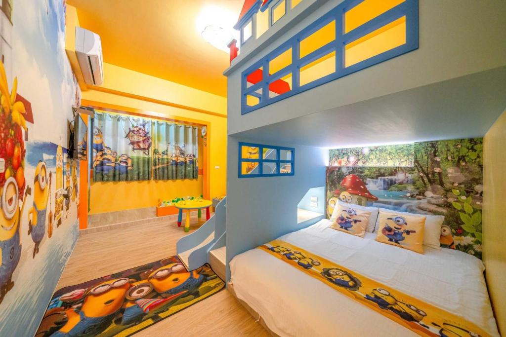 Postel nebo postele na pokoji v ubytování Han Tian Slide