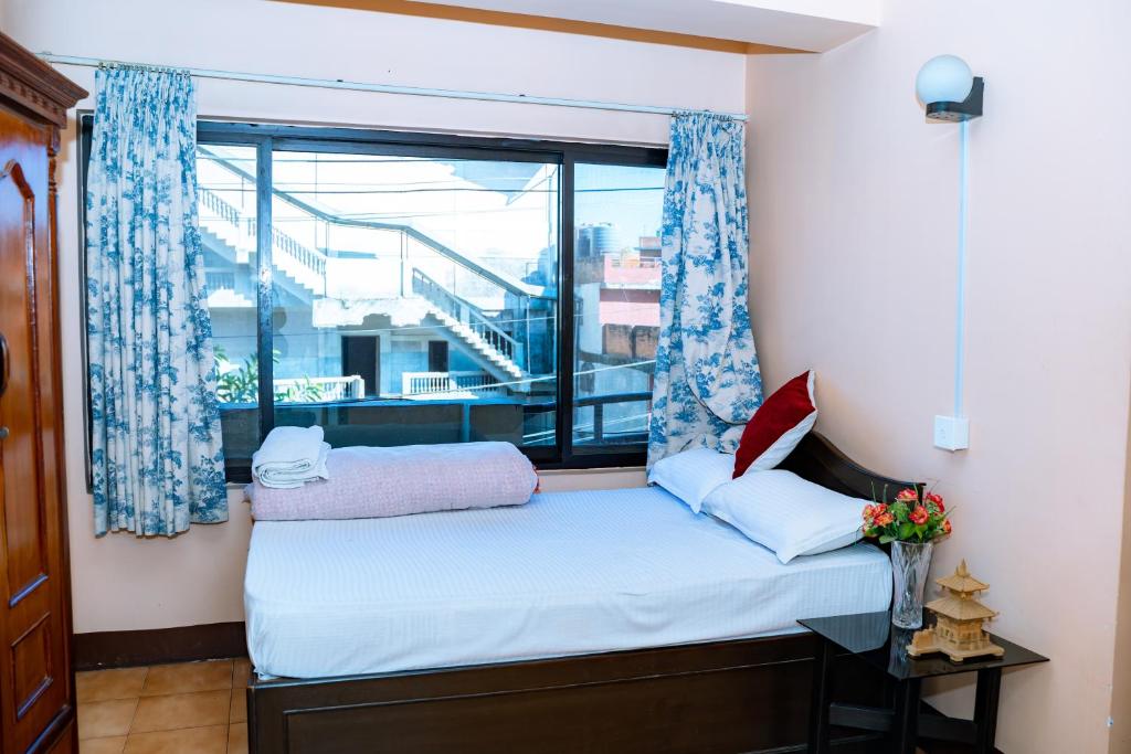KBB Hotel and Apartments Hosted by Hostmandu客房内的一张或多张床位