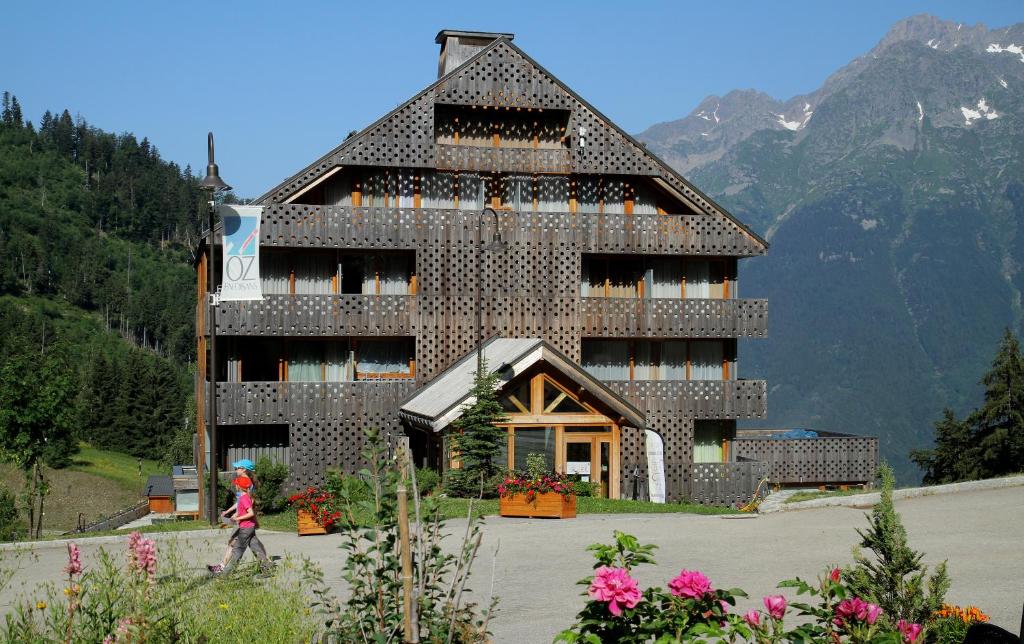 Nespecifikovaný výhled na hory nebo výhled na hory při pohledu z hotelu