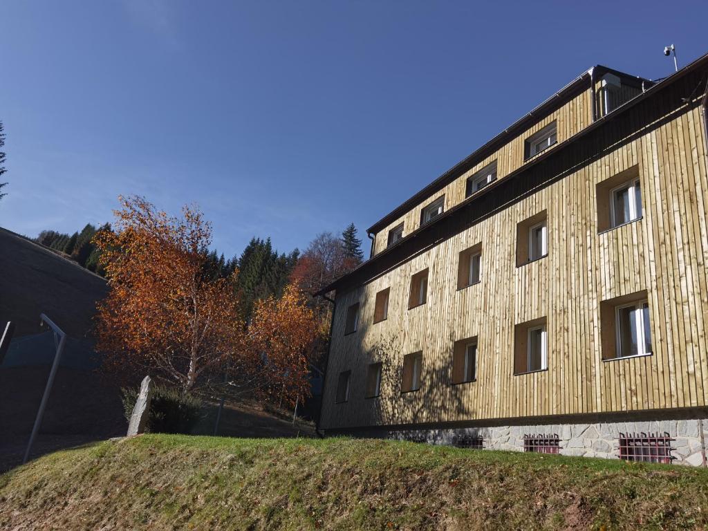 Budova, kde se apartmán nachází