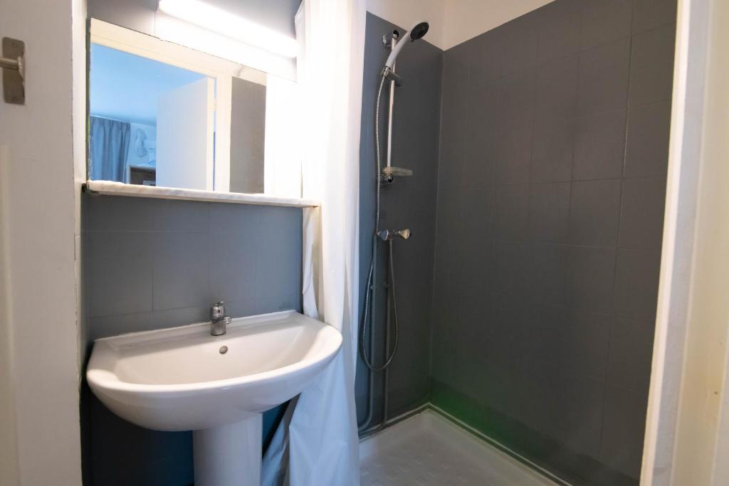 Hôtel de Bordeaux - Resim 41