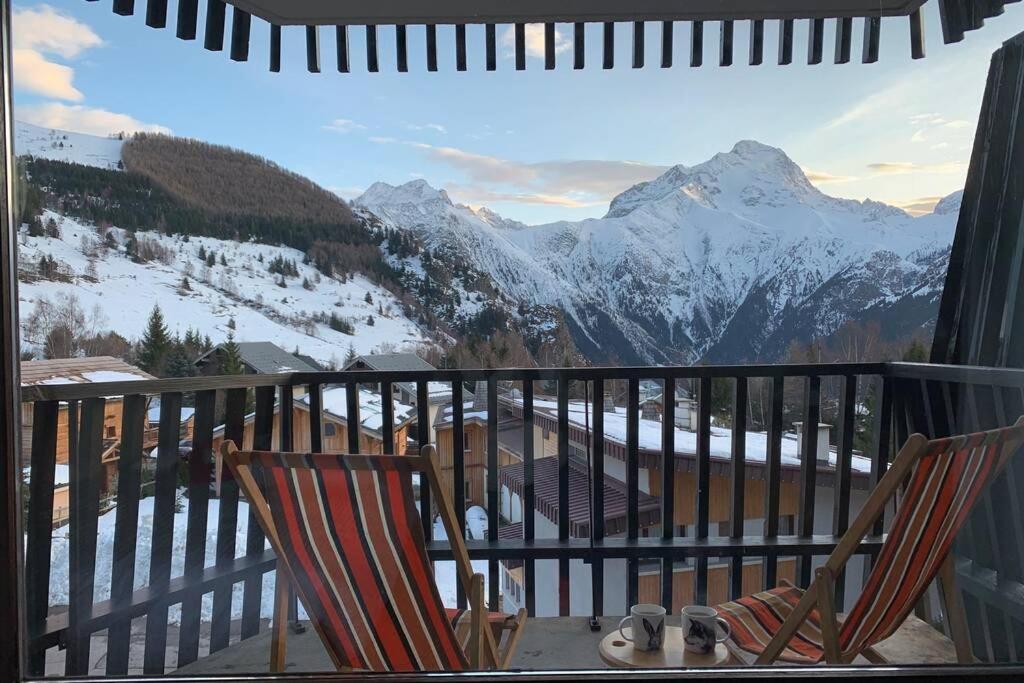 L'établissement Ski in and out with amazing mountain views en hiver