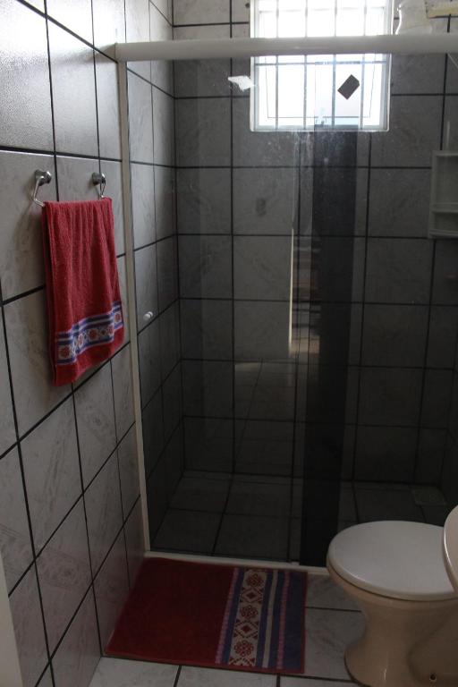  Apartamento com Piscina Perto da Praia