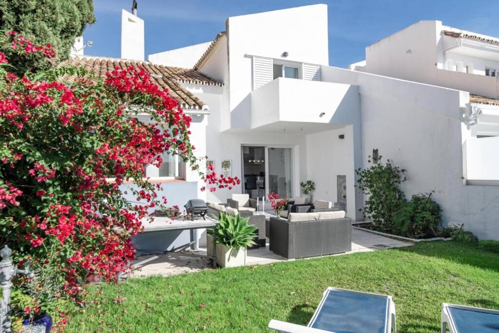 Apartment PB- Modern 3 bed townhouse in Aloha golf, Marbella, Spain -  Booking.com