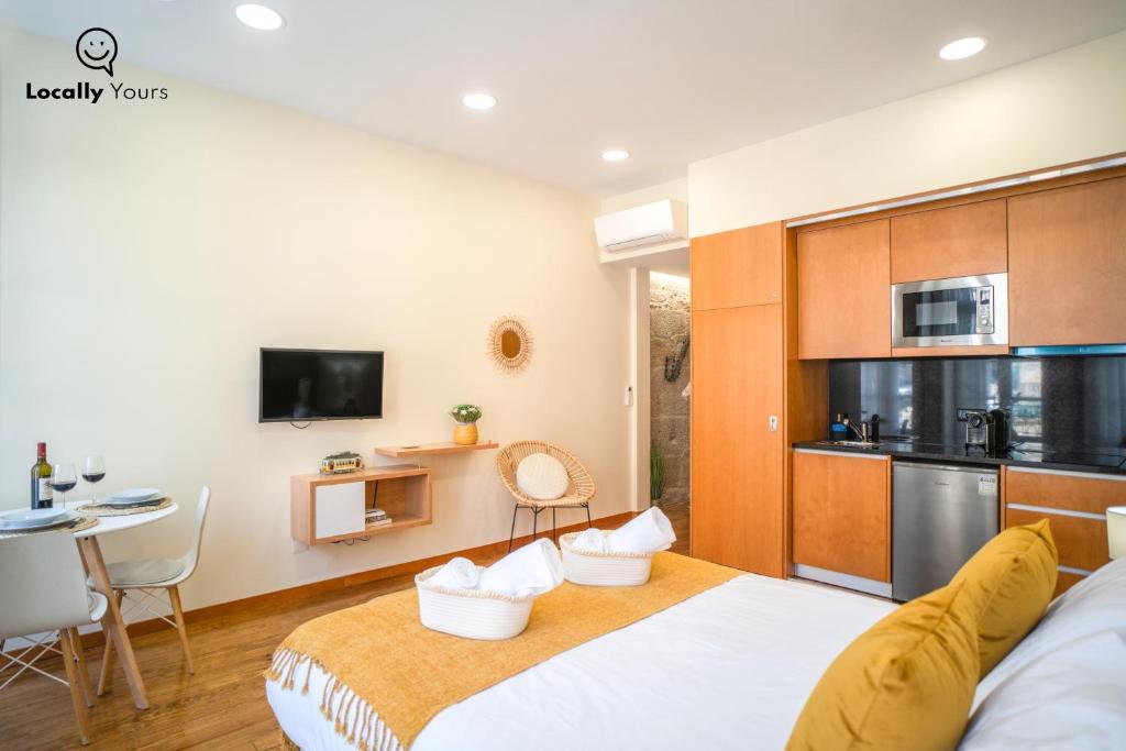 Locally Yours Oporto Apartments - 5