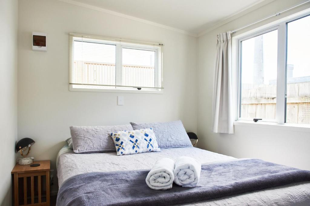 Orewa Kiwi Cabins - Kiwi Cabin (Self-contained Two-Bedroom Unit)