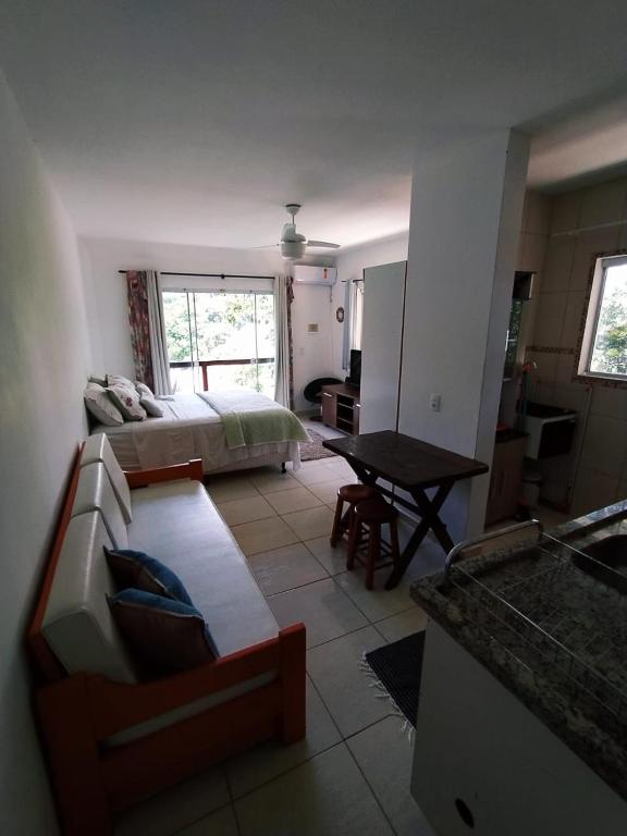  Loft entre Praia Brava e Lagoinha