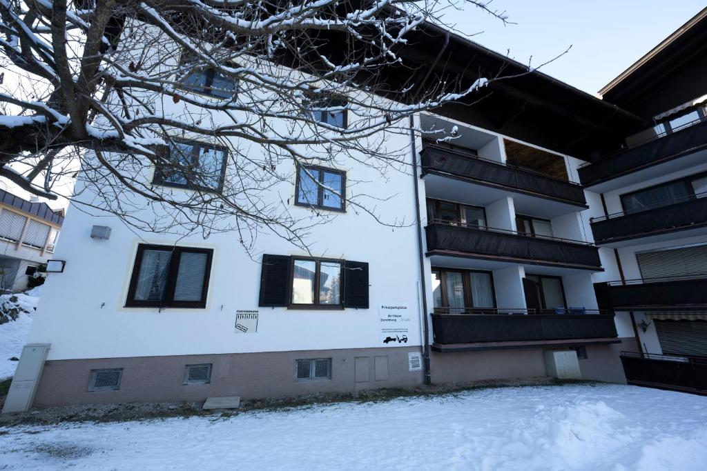 Budova, v ktorej sa apartmán nachádza
