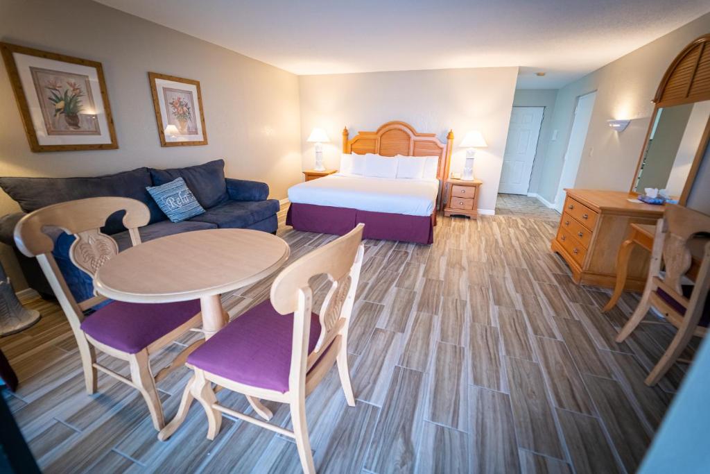 Dockside Inn & Resort - Suite Met Uitzicht Op Het Water