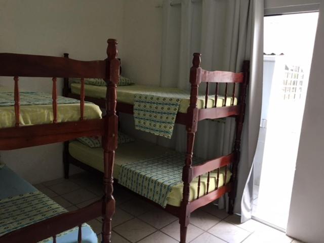  Apartamento com Piscina Perto da Praia